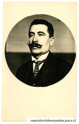 Postal retrato fotográfico Roberto Hernández 1